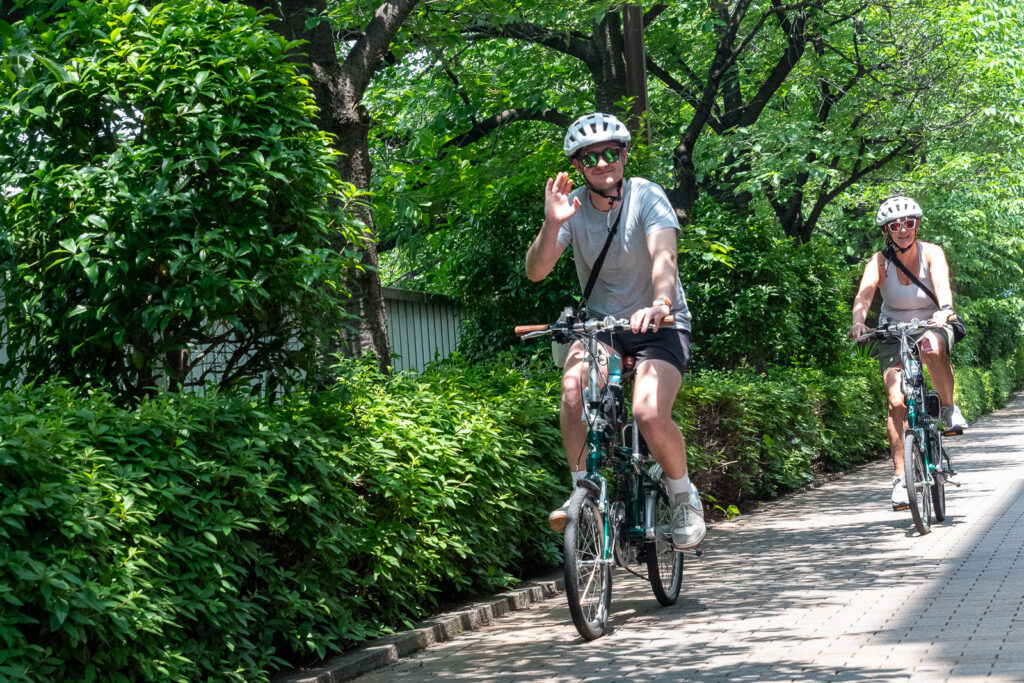 Enjoy the riverside cycling in Tokyo