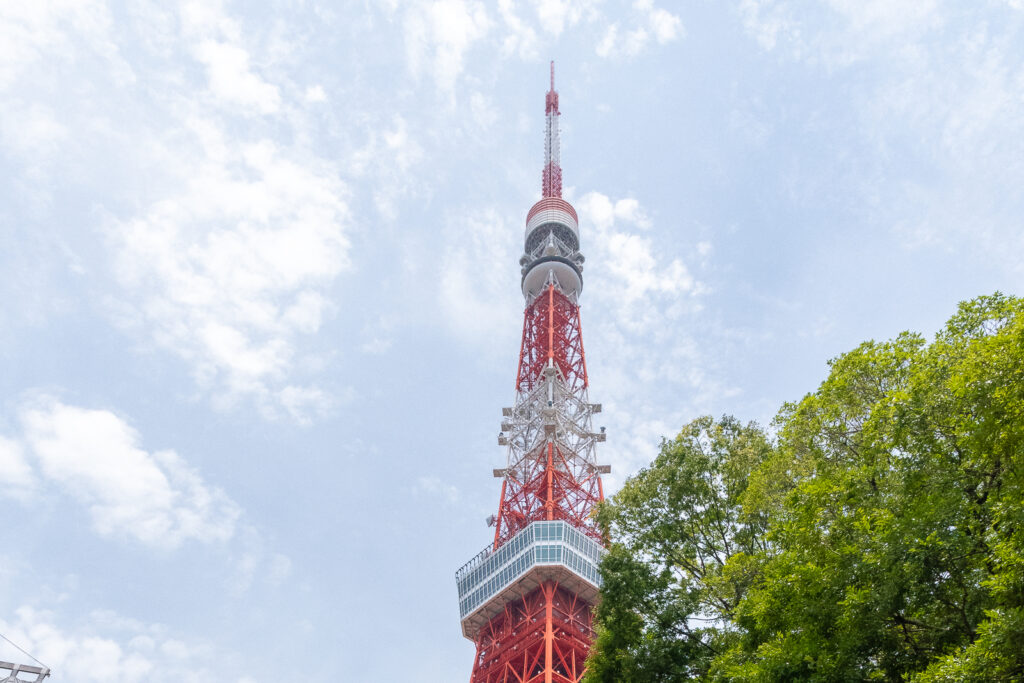 Looking up at the symbolic Tokyo Tower.