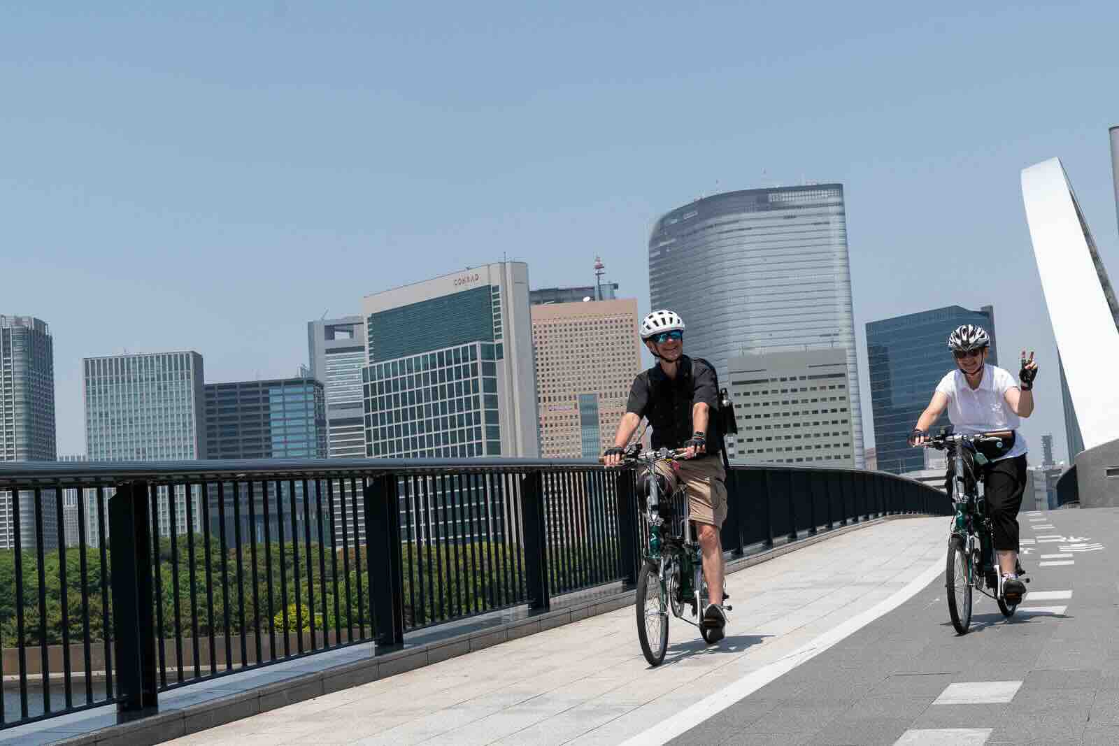 Yaesu: E-Bike from Tokyo Station to Imperial Palace, Tokyo Tower, and Many More!