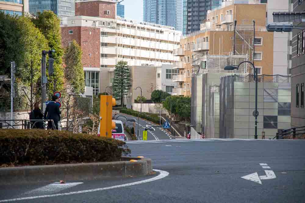 Tokyo has steep hills.