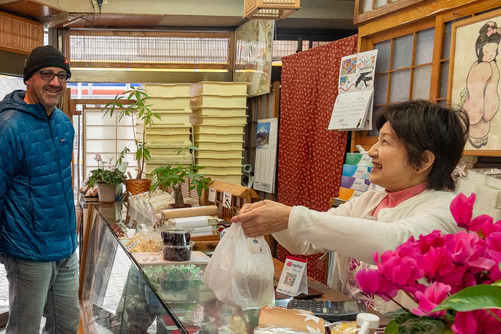 Big Smile at Takaraya